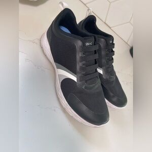 SLIP-ON! Vionic Layla, Size 9